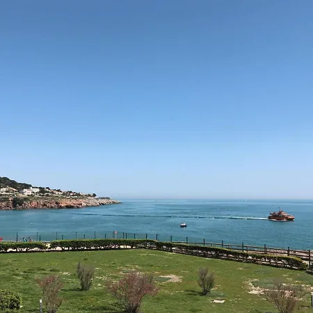 Avec Terrasse Et Vue A Sete, Parking Prive - Fr-1-472a-275 Sete